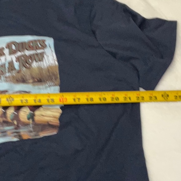 Graphic Short Sleeve T-Shirt with Duck Design - Picture 4 of 7